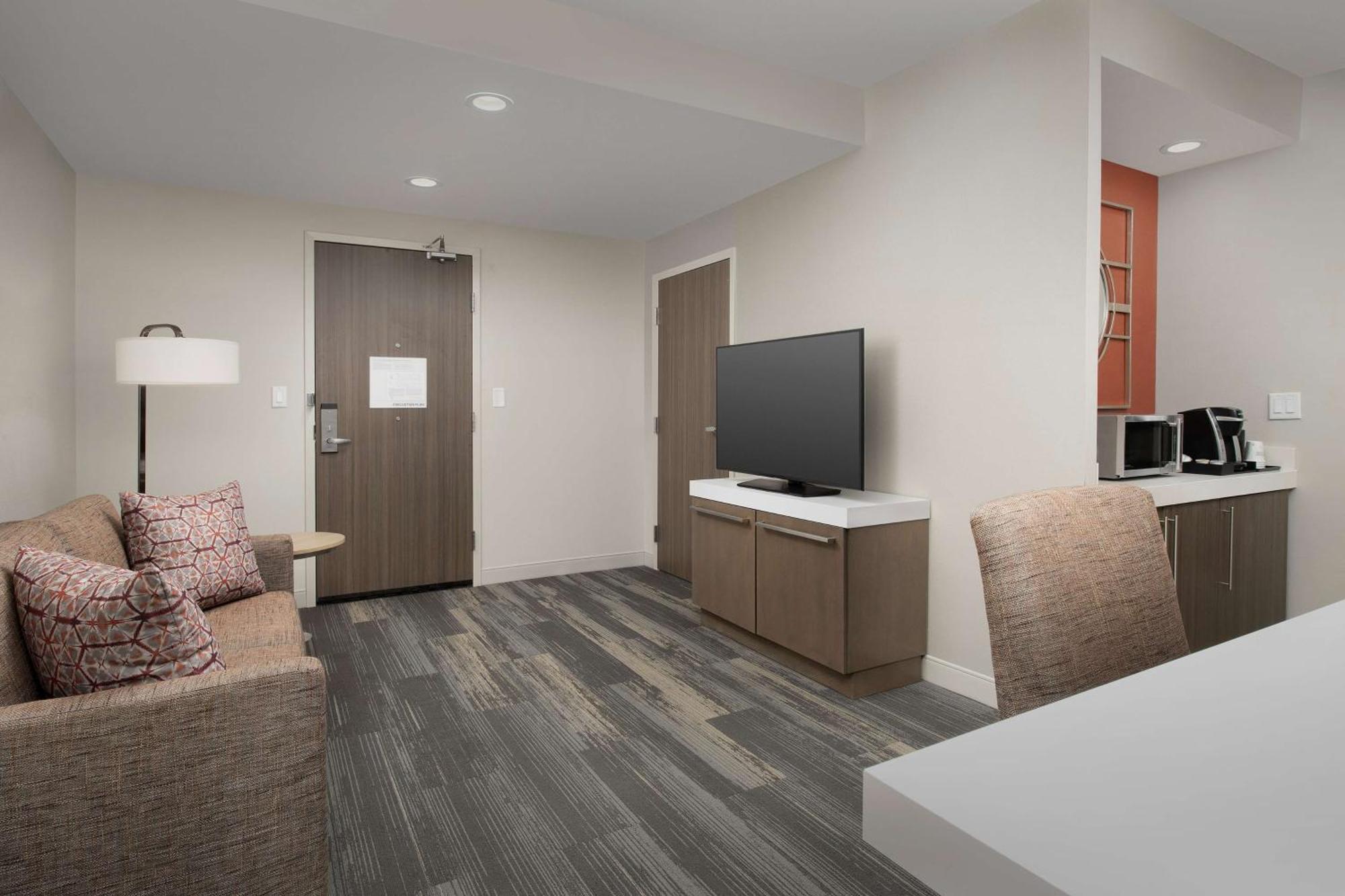 Hilton Garden Inn Columbia Airport, Sc Екстер'єр фото